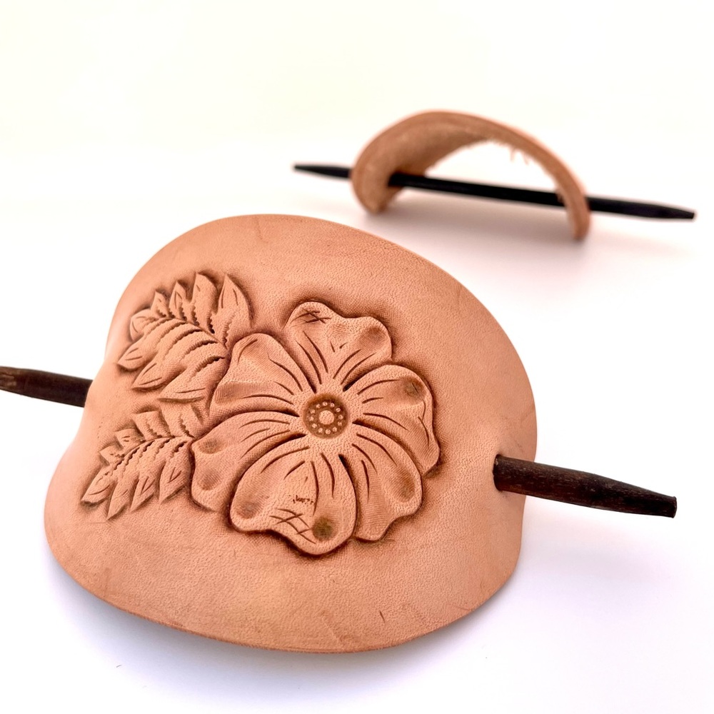 Leather hair barrette, hair clip with stick, hair slide - Picture 2 of 5
